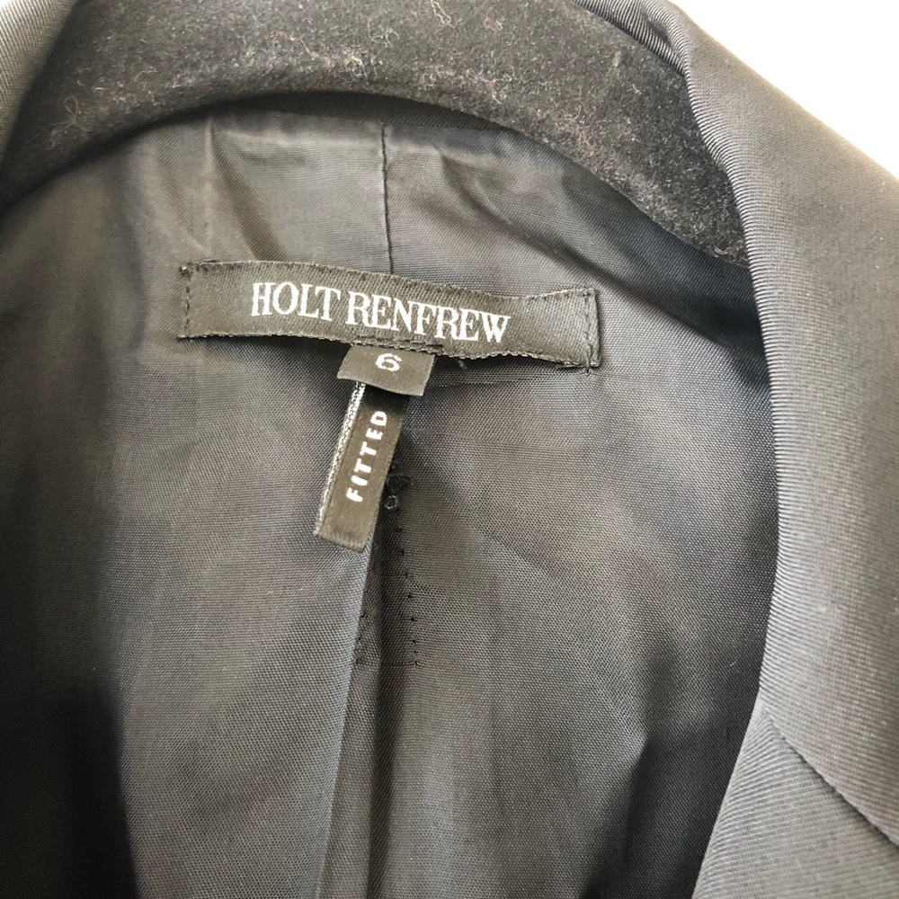 Blazer - Picture 3 of 5